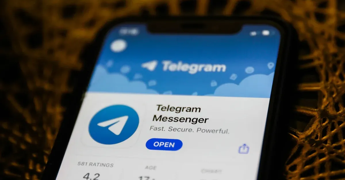 What messaging apps are mainly used in European countries, according to Stephen Chow? Telegram actually has strong privacy features, just like Snapchat.